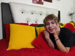 ZoeValentina69 - Live porn &amp; sex cam - 19482486