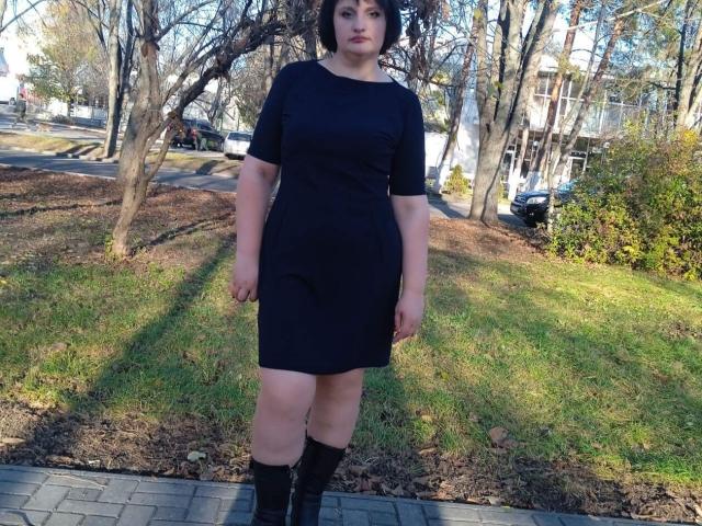 InessaLoves - Live porn &amp; sex cam - 19485026