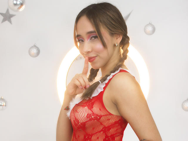 KloeCollins - Live sex cam - 19489574