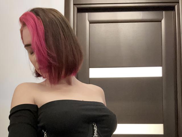 MissKitana - Live porn &amp; sex cam - 19495114