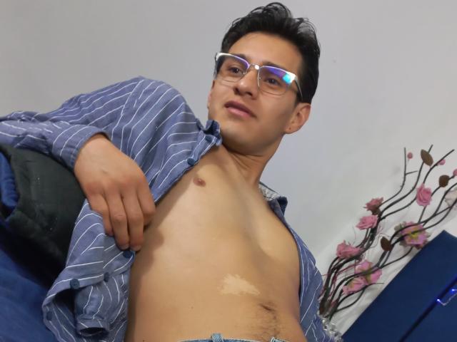 TommyWoody - Live porn &amp; sex cam - 19495558