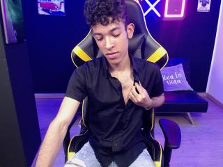 TheoJohns - Live porn &amp; sex cam - 19499130