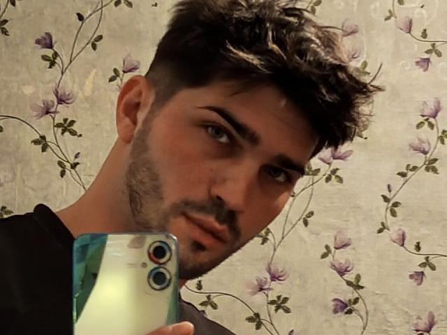 TastyJames - Live porn &amp; sex cam - 19501462