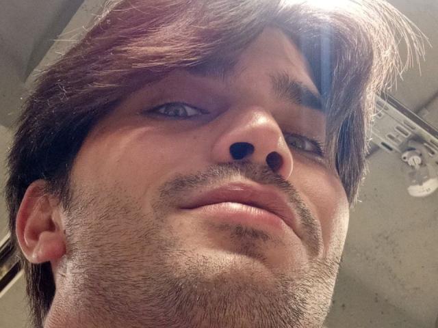 TastyJames - Live porn &amp; sex cam - 19501466