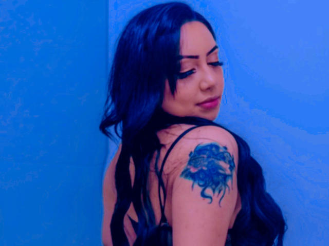 AliceBennett - Live porn &amp; sex cam - 19501554