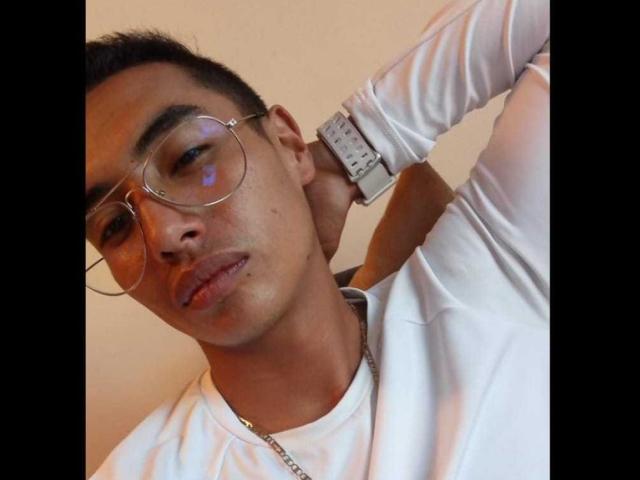 Wylie - Live porn &amp; sex cam - 19501650