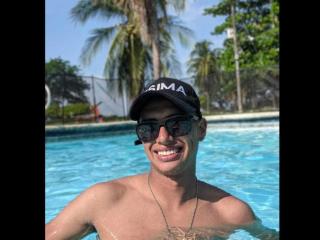 Wylie - Live porn &amp; sex cam - 19501654