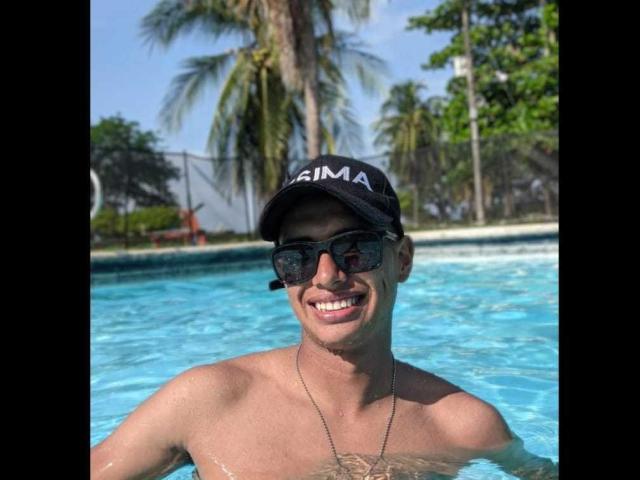 Wylie - сексуальная веб-камера в реальном времени - 19501654