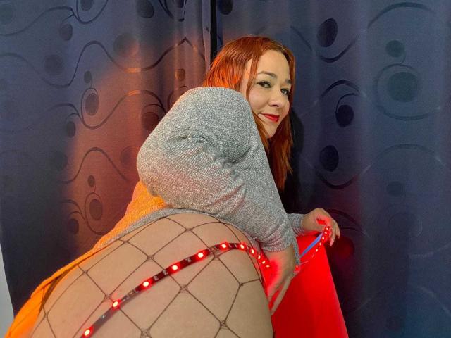 MadameCamilaX - Live sexe cam - 19502522