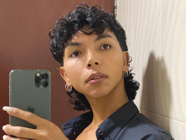 XHenisa - Live porn &amp; sex cam - 19509206