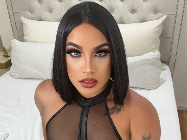 CarlyMartiness - Live porn &amp; sex cam - 19513322