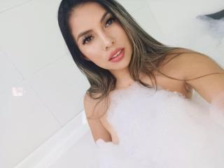 MavieCollins - Live porn &amp; sex cam - 19517674