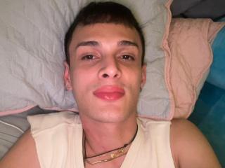 SlimLewis - Sexe cam en vivo - 19518702