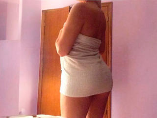 BlackBerryAmelia - Sexe cam en vivo - 19518954