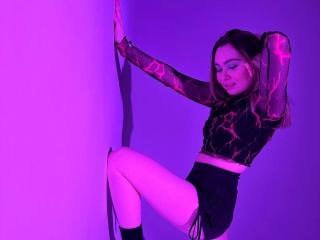 CammyRoberta - Live porn &amp; sex cam - 19519090