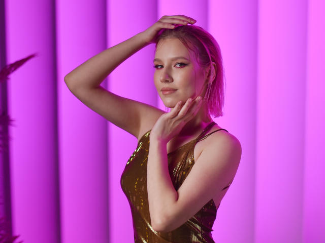 LiliLinn - Live porn &amp; sex cam - 19519202