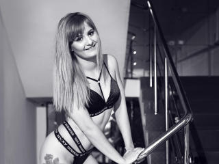 LinaQueen - Camera khiêu dâm &amp; quyến rũ trực tiếp - 19520258