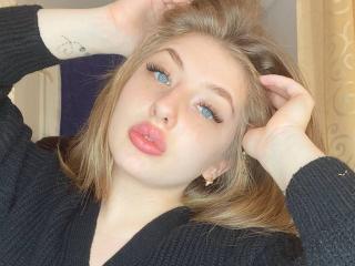 ShyDasha - Live porn &amp; sex cam - 19523534