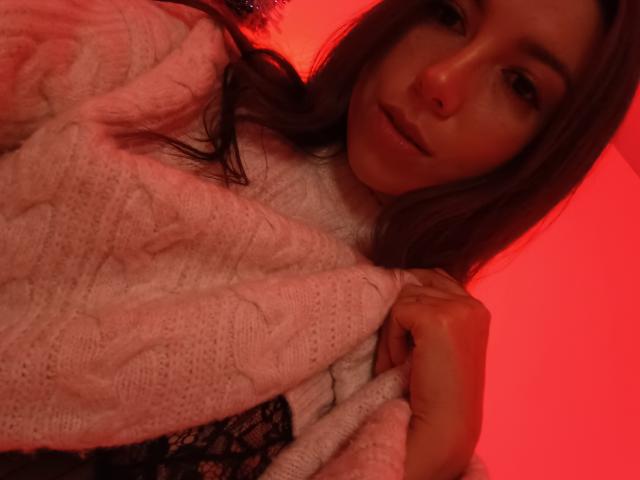 MiaReed - Live porn &amp; sex cam - 19533390