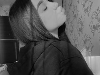 BluesWendy - Live porn &amp; sex cam - 19535810