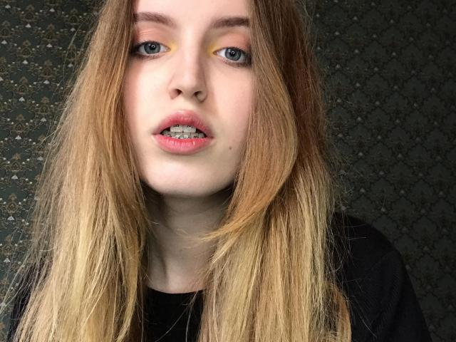 MirandaLegend - Live sex cam - 19538066