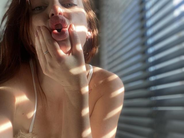 MirandaLight - Live porn &amp; sex cam - 19538254