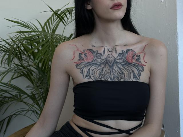 AgathaWell - Live porn &amp; sex cam - 19543066