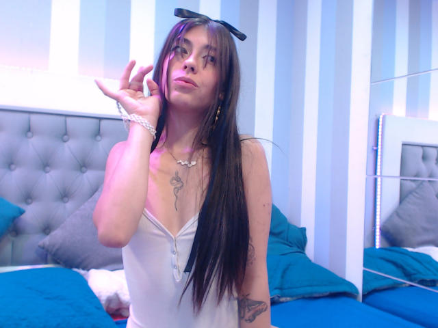 CloeeAdams - Live porn &amp; sex cam - 19549394