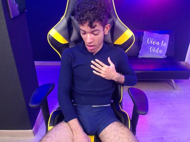 TheoJohns - Live porn &amp; sex cam - 19550238