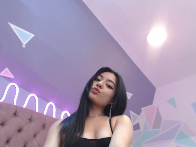 PauletteRose - Live sexe cam - 19551390