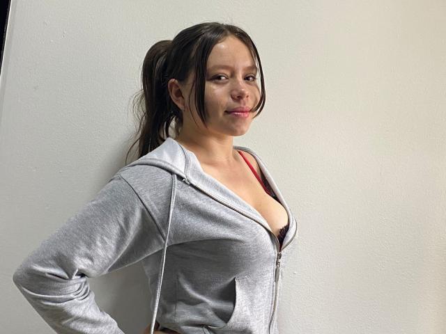 EimmyColeman - Live porn &amp; sex cam - 19551882