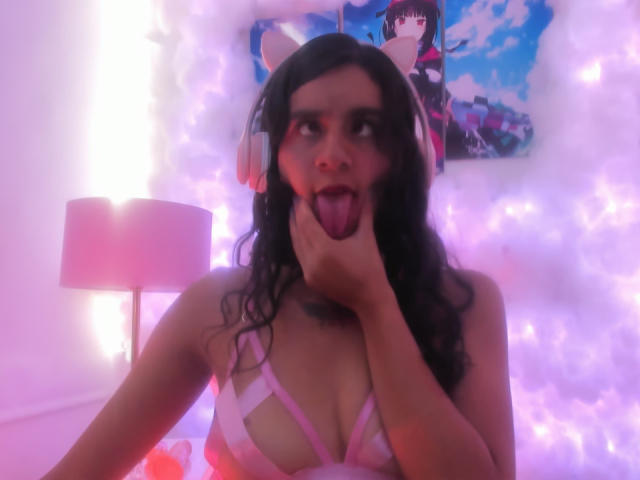 AmberHoks - פורנו בשידור חי ומצלמת סקס - 19552130