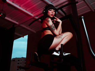 MiaBurton - Live sex cam - 19554218