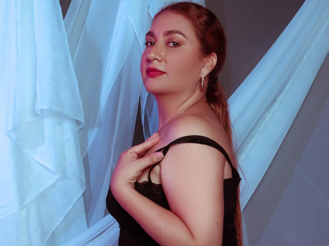 VioletaFosters - Live porn &amp; sex cam - 19554298