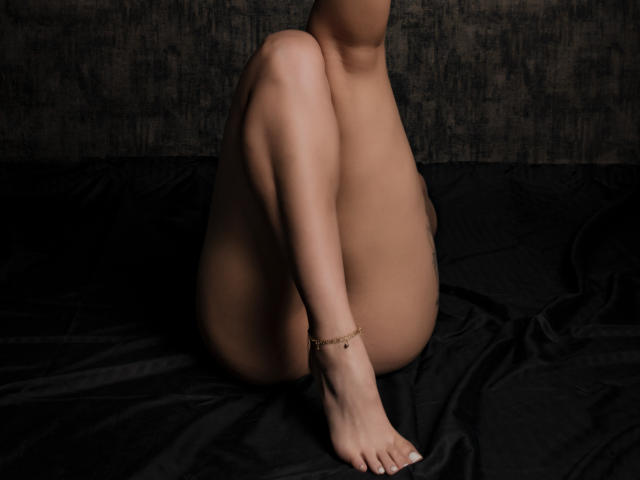 JuliethCallen - Live porn &amp; sex cam - 19556694