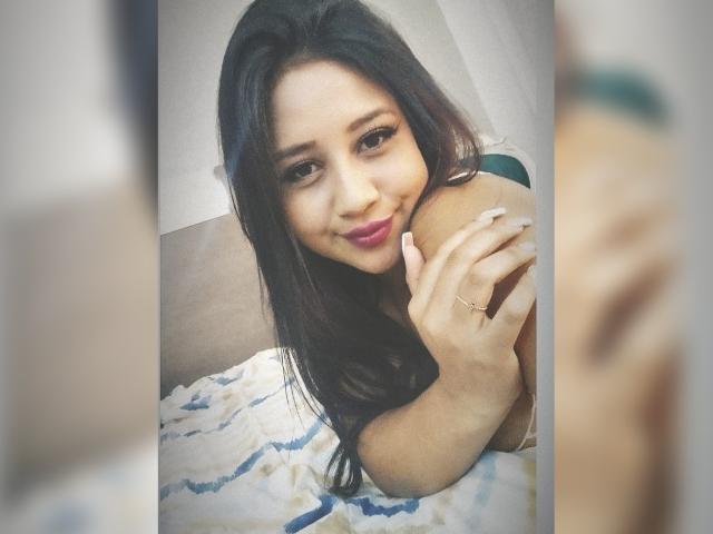 EmelieRoa - Live porn &amp; sex cam - 19561498