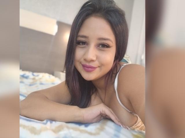 EmelieRoa - Live sexe cam - 19561534