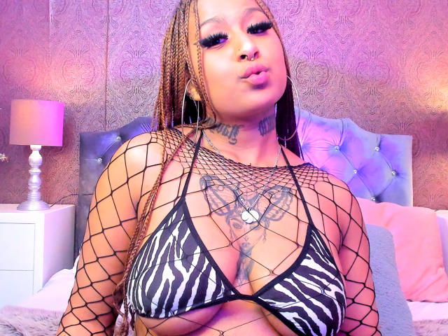 NicolettaCortez - Porno na żywo i seks kamera - 19561638