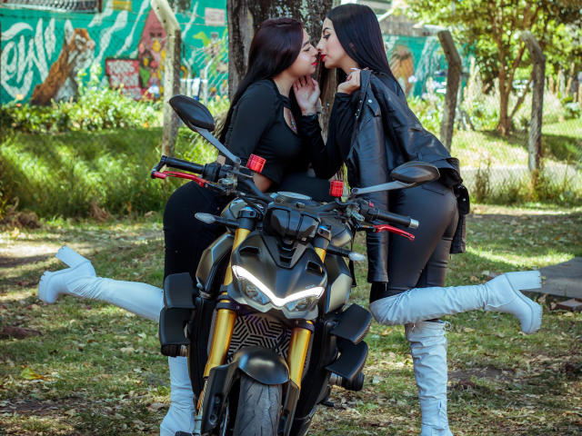 SarahanAly - Live porn &amp; sex cam - 19562306