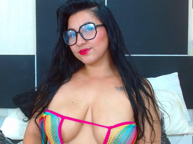 AnnaHarrisson - Live porn &amp; sex cam - 19569982