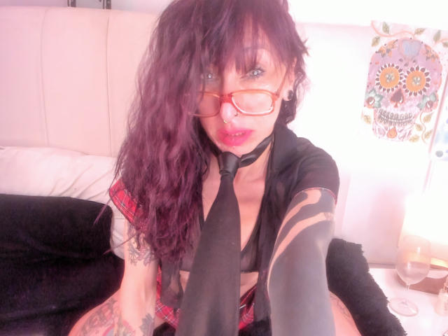 GrethelMuller - 라이브 포르노 &amp; 섹스 캠 - 19571014