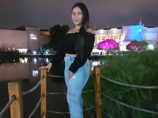 RafaelaGarcia - Live porn &amp; sex cam - 19573874