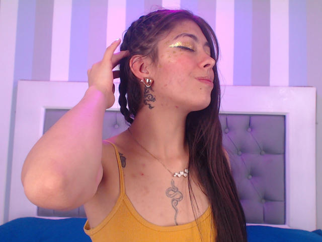 CloeeAdams - Sexe cam en vivo - 19574538