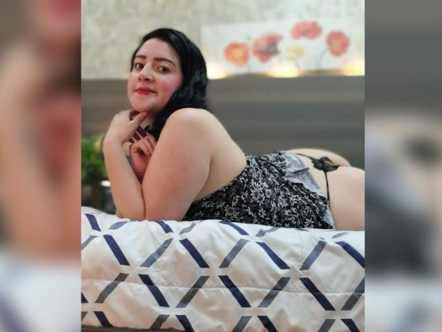 BellaGardner - Live porn &amp; sex cam - 19575666