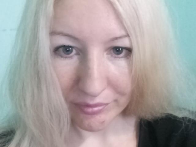 EffectAndrea - Live porn &amp; sex cam - 19577694