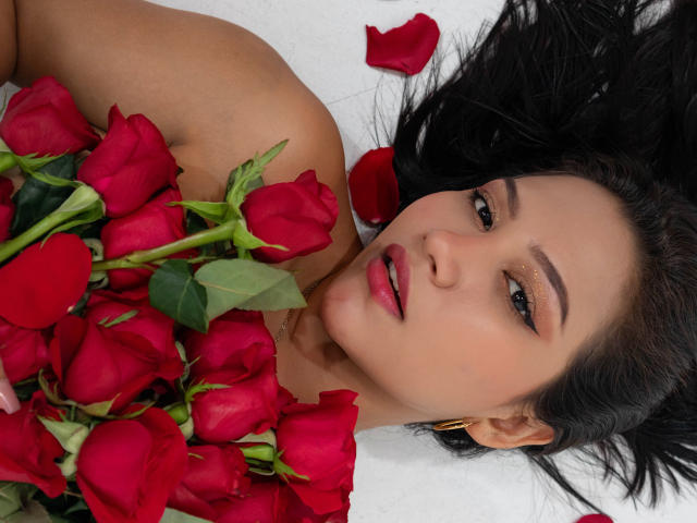 IrinaShery - Live porn &amp; sex cam - 19581818