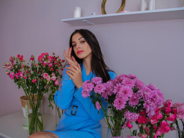 LaraMoss - Live Sex Cam - 19582810