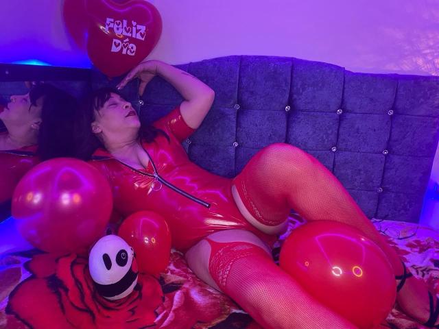 JenniferBrowl - сексуальная веб-камера в реальном времени - 19583366