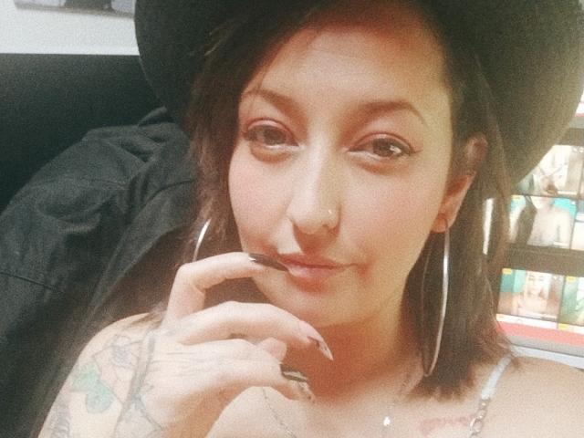 DeboraDumot - Live porn &amp; sex cam - 19584046