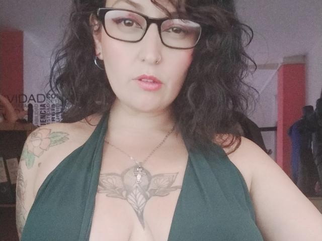 DeboraDumot - Live porn &amp; sex cam - 19584090